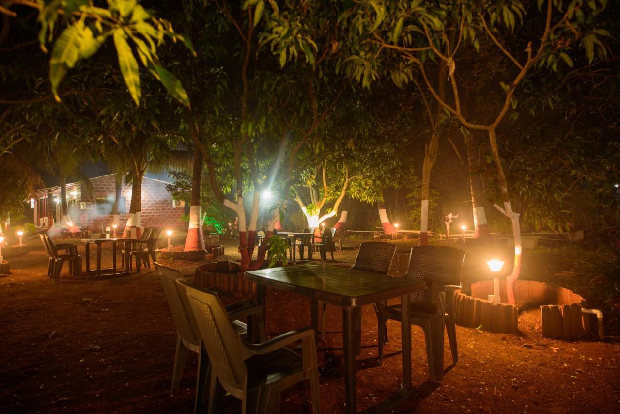 Prajakta Rest House Alībāg Esterno foto