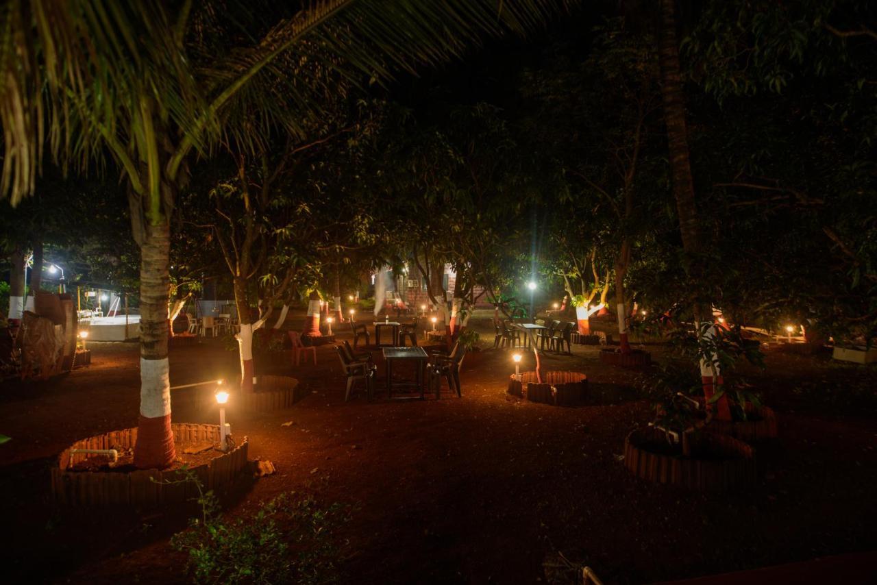 Prajakta Rest House Alībāg Esterno foto